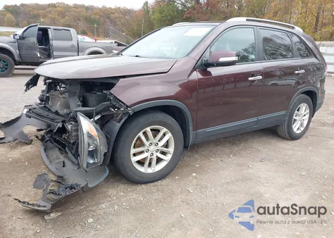 2015 Kia Sorento Lx z USA, uszkodzony, nr VIN 5XYKT3A65FG660042